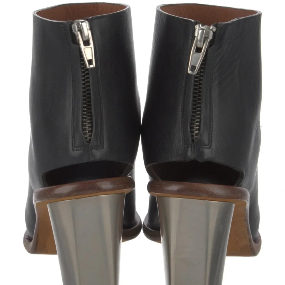 AUTH CELINE Leather Mules Sz 39.5 8/8.5 - Picture 2 of 7